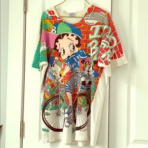 Biking Betty Boop True Vintage oversized Tshirt
